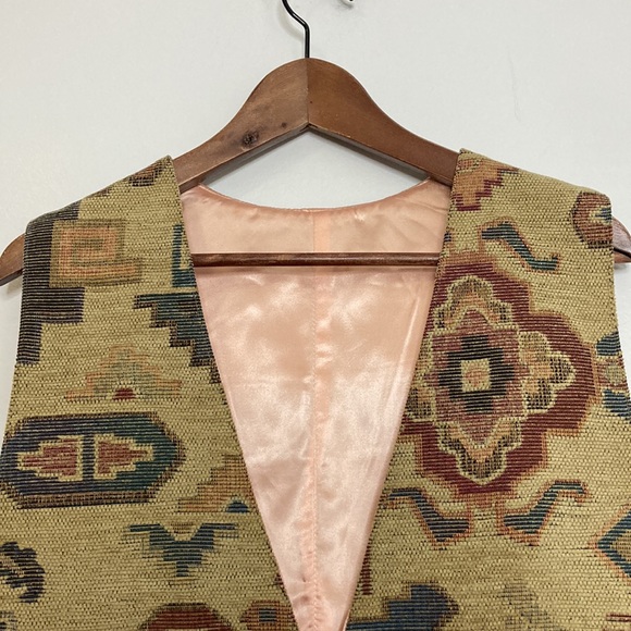 Vintage Tapestry Vest Womens XXL Tan Blue Southwestern Corduroy Waistcoat - Picture 3 of 12